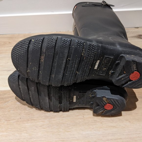 Hunter Original Tall Black Rain Boots, Size 8 - Picture 3 of 3